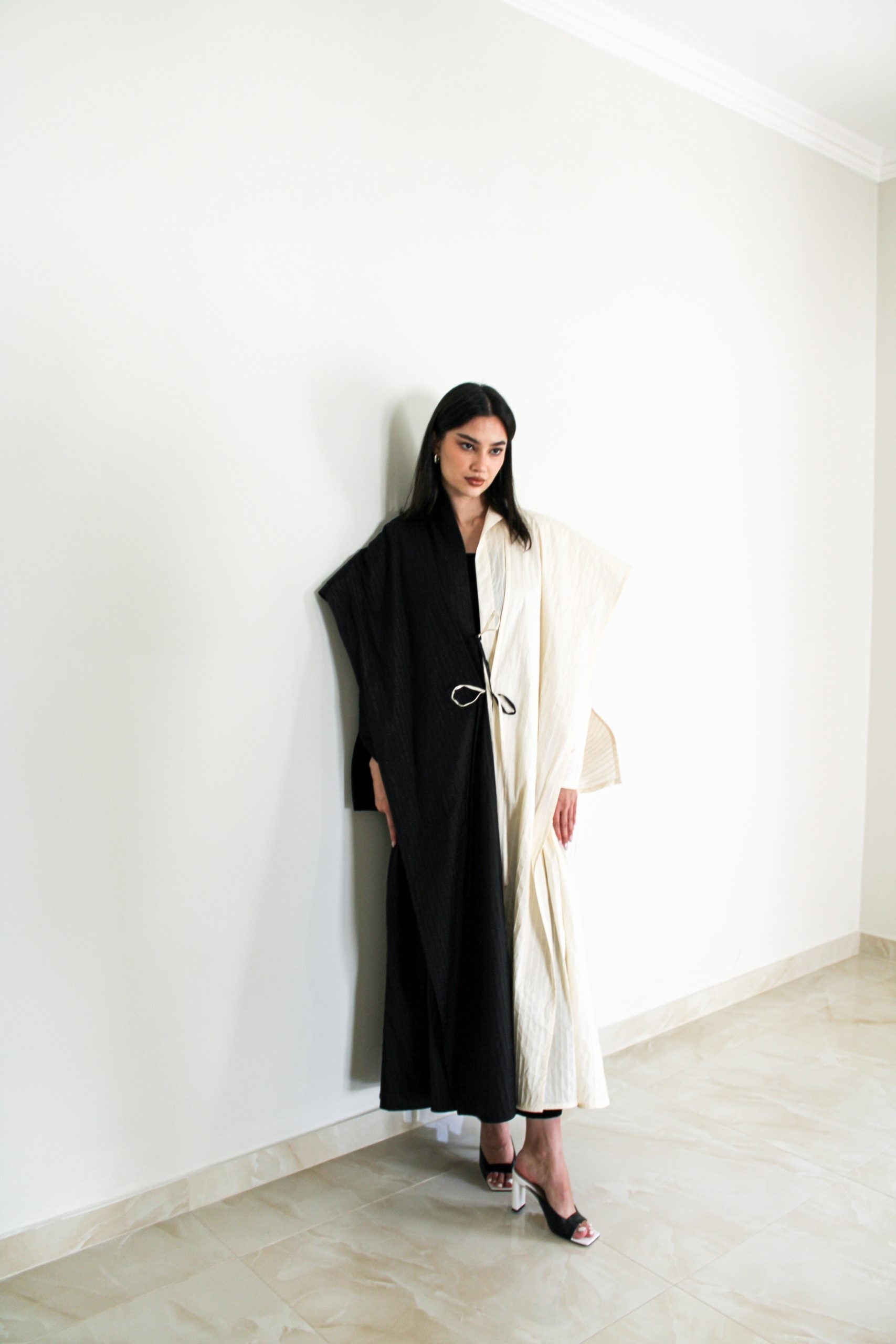 The Nourah Abaya in Black and Creme